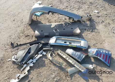 2015 Lexus Gx 460 z USA, uszkodzony, nr VIN JTJBM7FX5F5111582